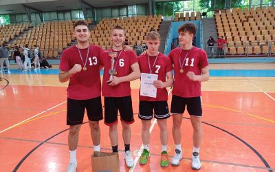 Ekipa Šolskega centra Postojna si je priigrala naslov državnega prvaka